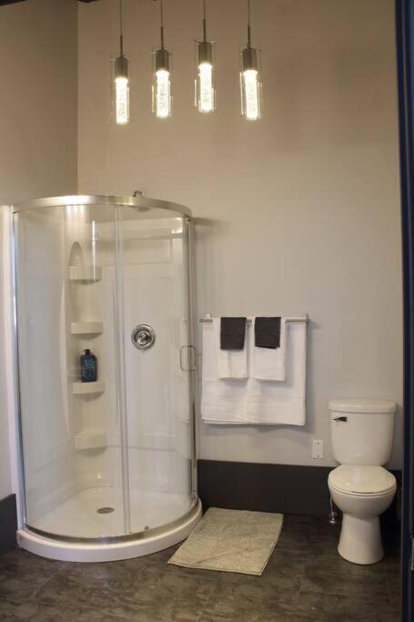 הליפקס Suite #B, Industrial Styling, Ac מראה חיצוני תמונה